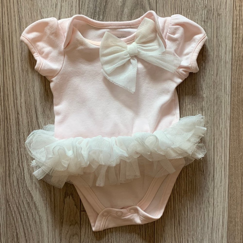First Impressions Macys Baby Pink Tutu bow onesie - Picture 2 of 3